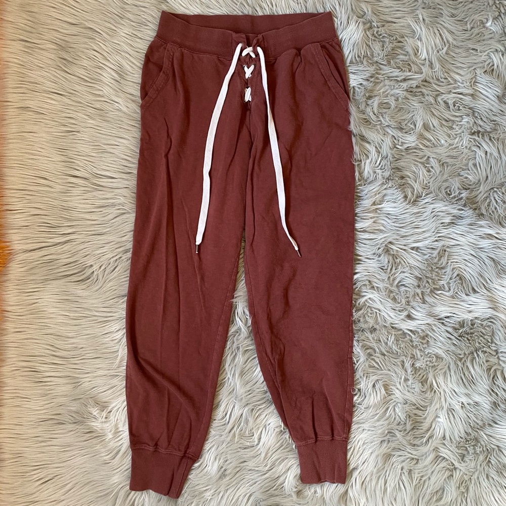 2/$35 American Eagle Rustic Red Jogger Sweatpants